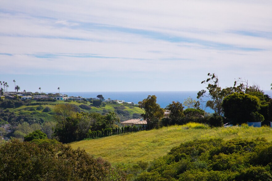 More Photos Of 5942 Busch Dr, Malibu Land For Sale