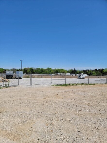 More Photos Of 2818 E Hwy 82, Gainesville Freestanding For Sale