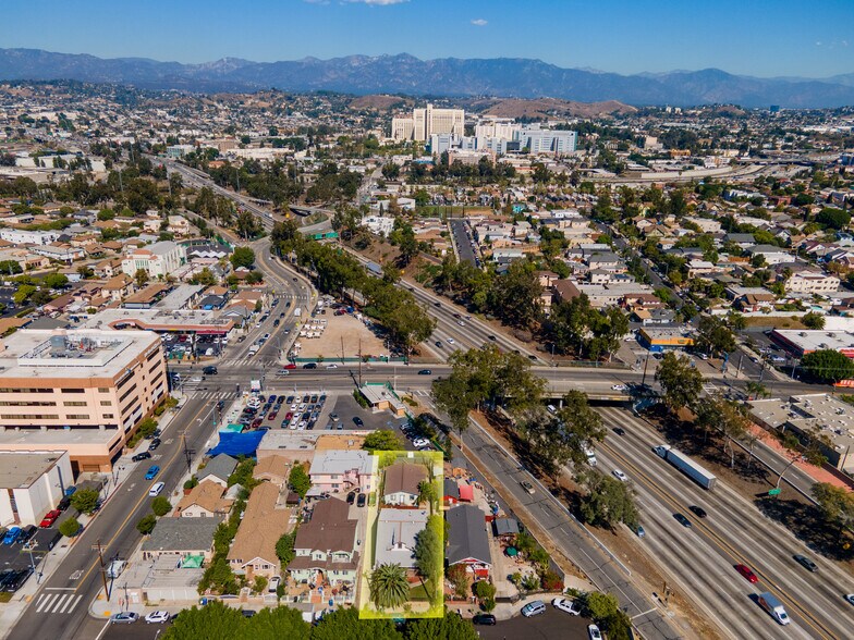 More Photos Of 1917 New Jersey St, Los Angeles Multifamily For Sale