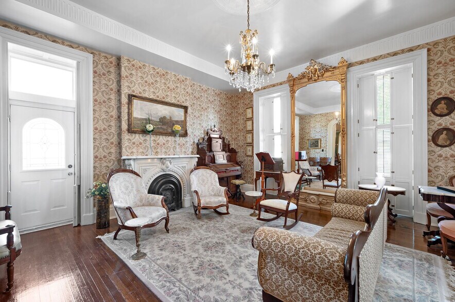 More Photos Of 403 E Adams St, Sandusky Hospitality For Sale