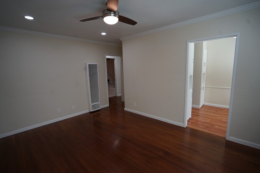 More Photos Of 2811 F St, Sacramento Apartments For Sale