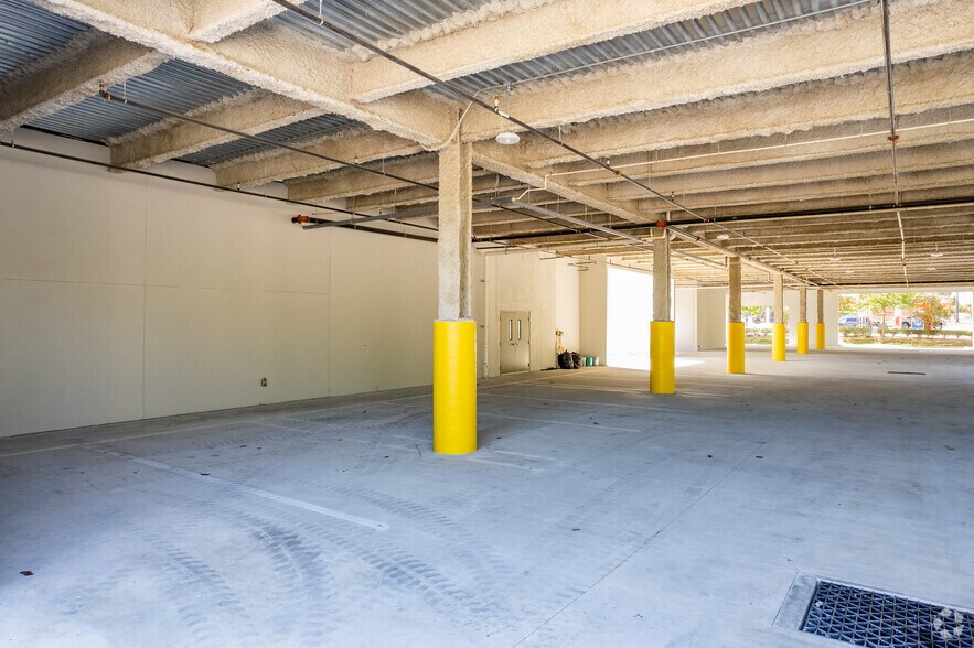 More Photos Of 3872 Old Winter Garden Rd, Gotha Medical For Lease