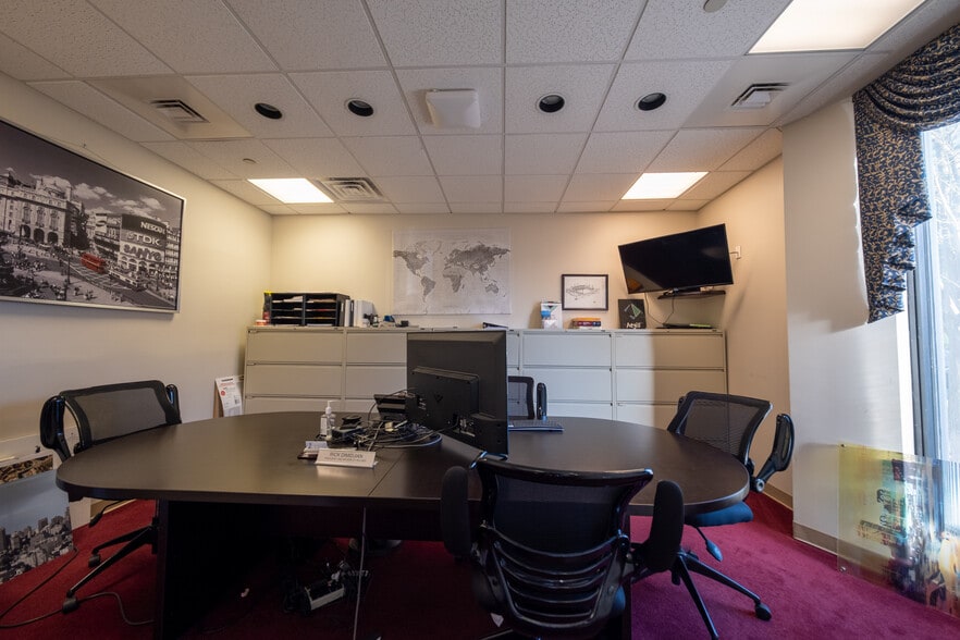 More Photos Of 1301 Grandview Ave, Pittsburgh Office For Sale