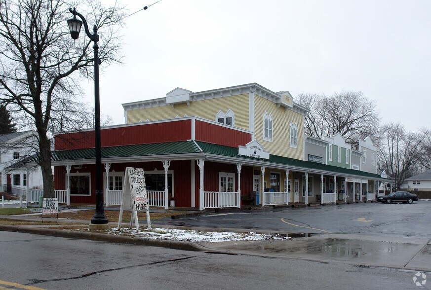 More Photos Of 5758 Main St, Sylvania Storefront For Sale