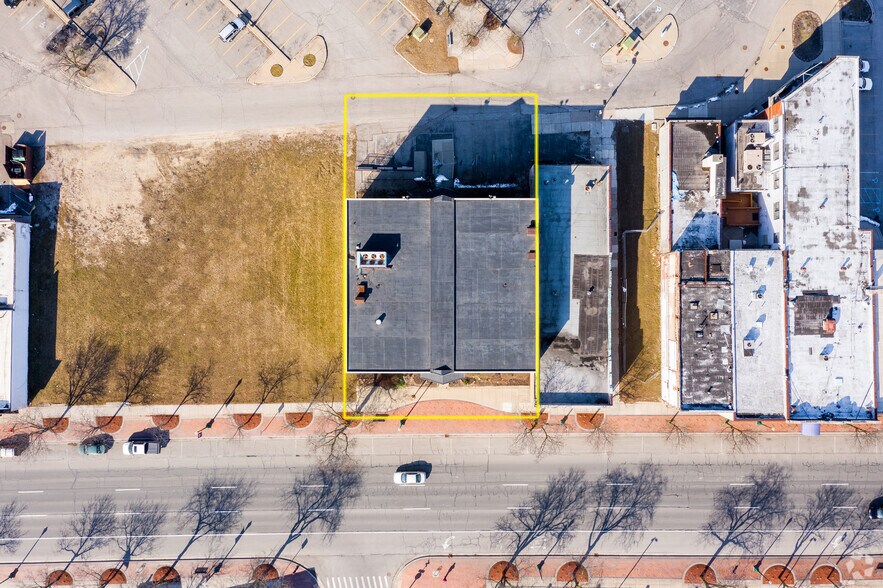 More Photos Of 35150 W Michigan Ave, Wayne Bank For Sale