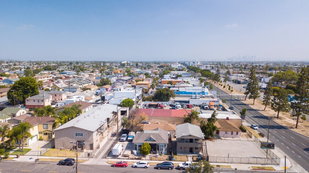 More Photos Of , Los Angeles Multifamily For Sale