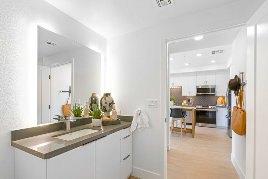 More Photos Of 4353 Park Blvd, San Diego Apartments For Lease