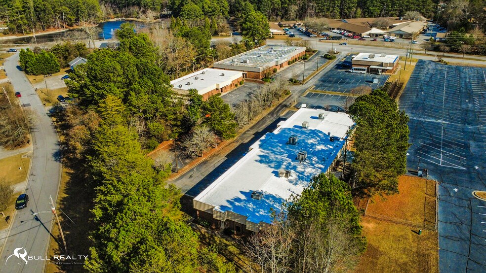 More Photos Of 3005 Lenora Church Rd, Snellville Office For Lease
