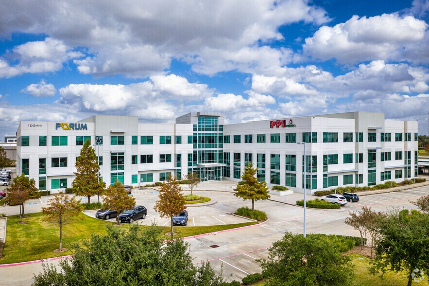More Photos Of 10344 Sam Houston Park Dr, Houston Office For Lease