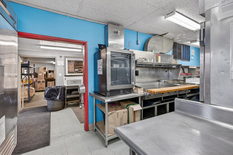 More Photos Of 60200 Southgate Rd, Byesville General Retail For Sale