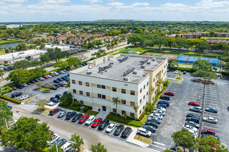 More Photos Of 2964 N State Road 7, Margate Medical For Lease