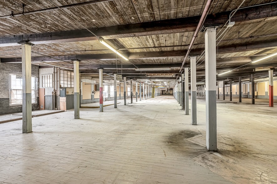 More Photos Of 100 Water St, Holyoke Industrial For Sale