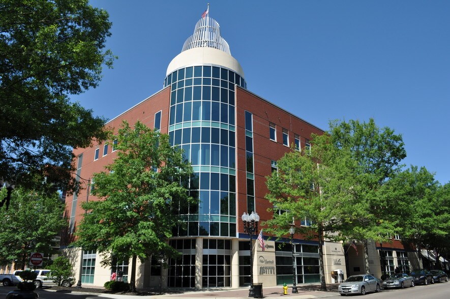 More Photos Of 201 Hay St, Fayetteville Office For Lease