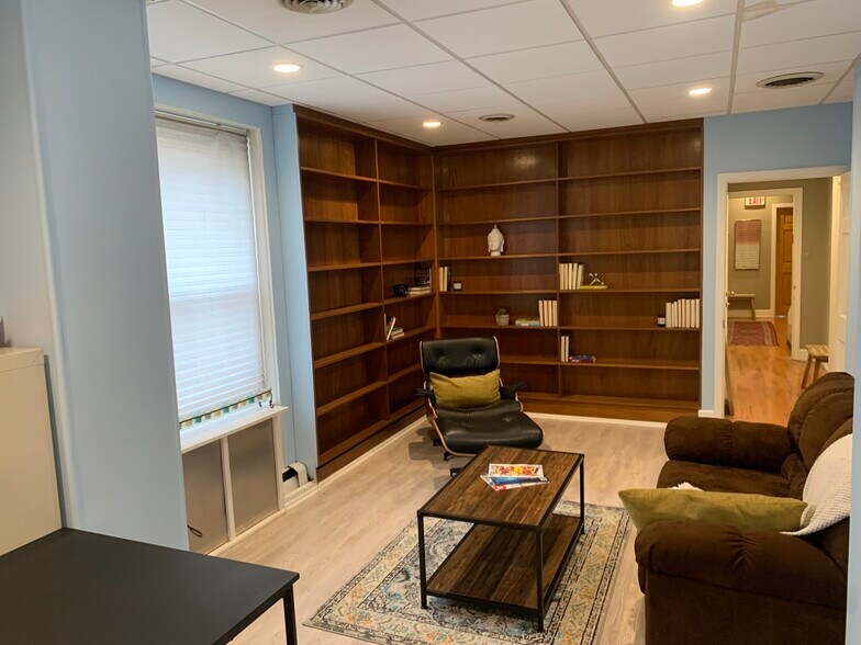 More Photos Of 110 S 20th St, Philadelphia Office For Sale