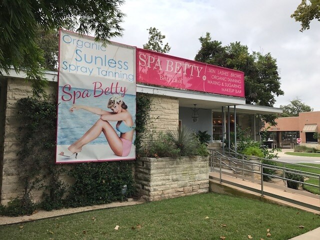 More Photos Of 515 W 15th St, Austin Freestanding For Lease