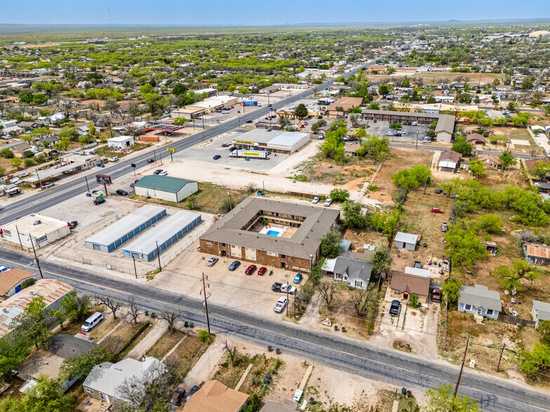 More Photos Of 12 E 29th St, San Angelo Apartments For Sale