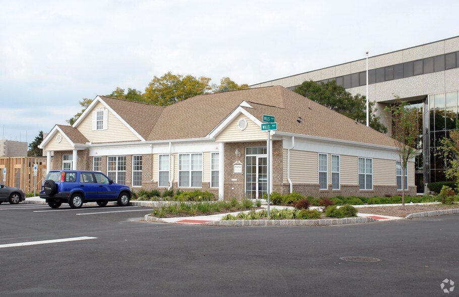 More Photos Of 250 Old New Brunswick Rd, Piscataway Unknown For Lease