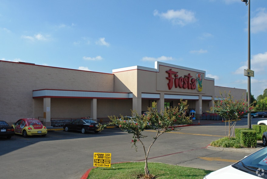 Primary Photo Of 5334 Ross Ave, Dallas General Retail For Lease