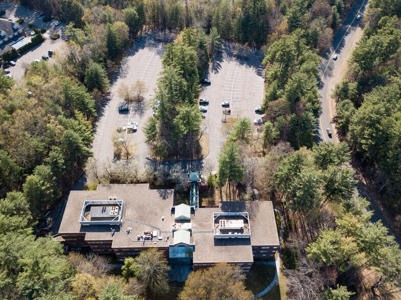 More Photos Of 125 Powder Forest Dr, Simsbury Office For Sale