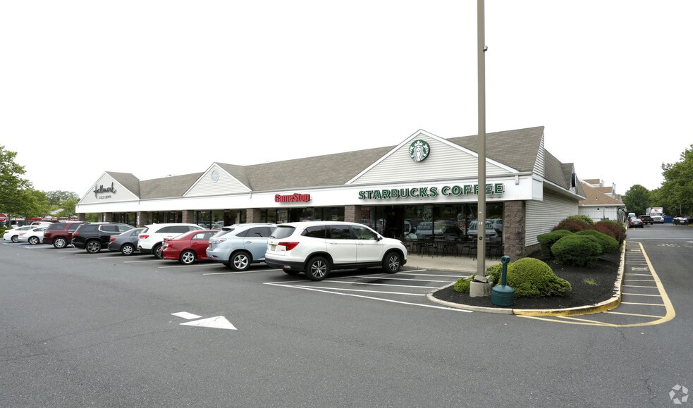 More Photos Of 1a Village Center Dr, Freehold Unknown For Lease