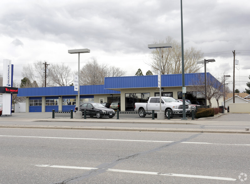 Primary Photo Of 4550 S Broadway, Englewood Auto Dealership For Lease