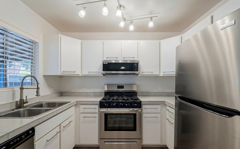 More Photos Of 816 E 10th St, Tucson Apartments For Sale