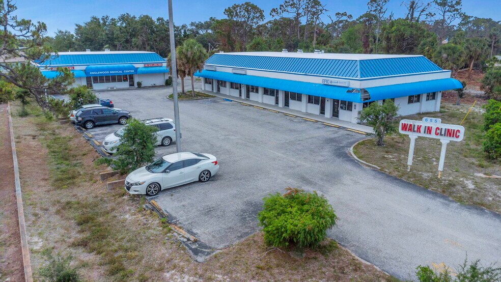 More Photos Of 655 N Indiana Ave, Englewood Medical For Sale