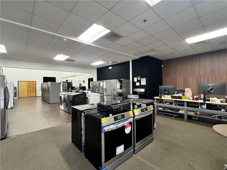 More Photos Of 2730 N Berkeley Lake Rd NW, Duluth Light Distribution For Sale