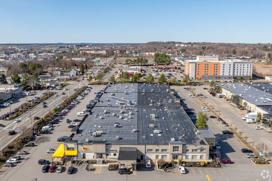 More Photos Of 2-36 Cummings Park, Woburn Storefront For Lease