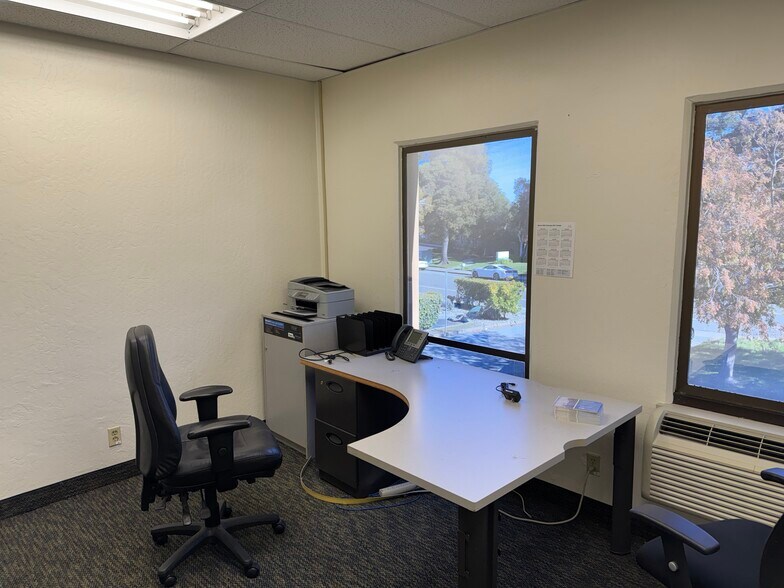 More Photos Of 350 Hatch Dr, Foster City Warehouse For Sale
