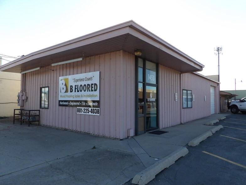 More Photos Of 1455-1463 W Center St, Orem Showroom For Lease