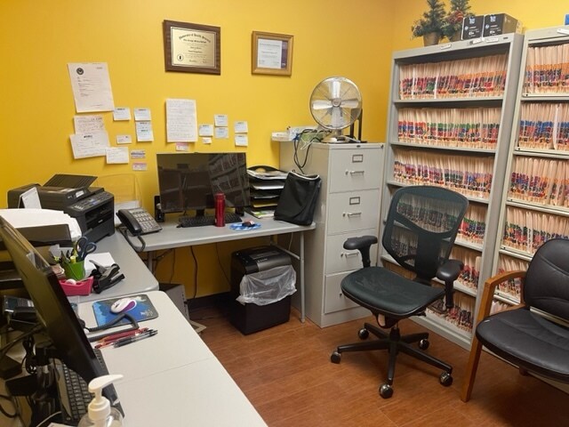 More Photos Of 9900 Stockdale Hwy, Bakersfield Medical For Sale