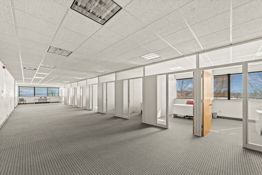 More Photos Of 23330 Commerce Park, Beachwood Office For Sale