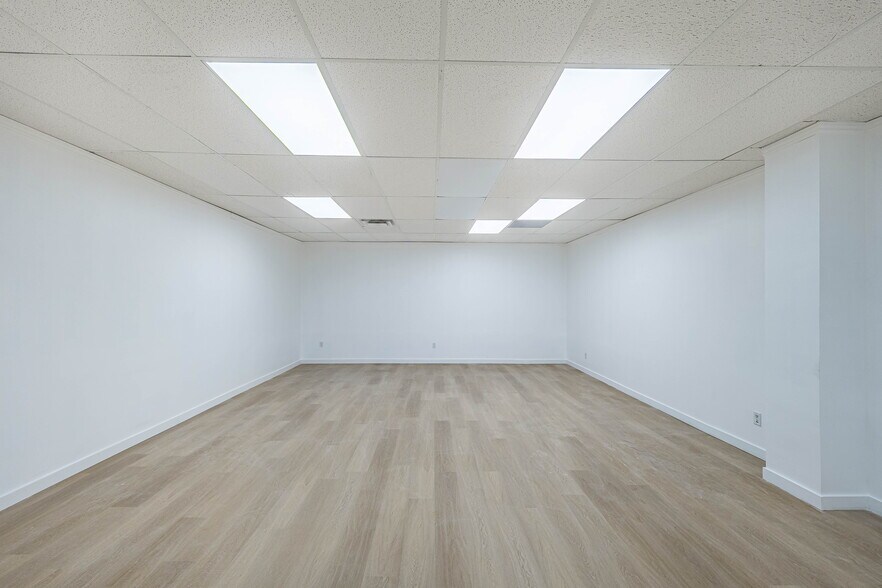 More Photos Of 1625 Albion Rd, Toronto Medical For Sale
