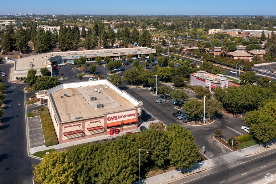 More Photos Of E Kings Canyon Rd, Fresno Unknown For Lease