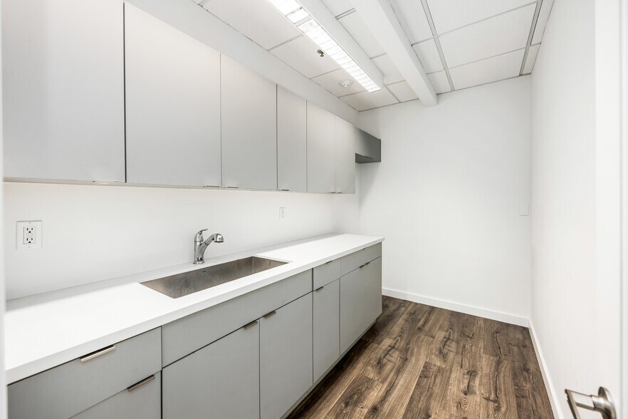 More Photos Of 150 SE 2nd Ave, Miami Coworking Space