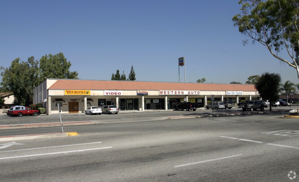 More Photos Of 9911-9931 Orr, Santa Fe Springs Unknown For Lease