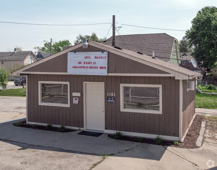 More Photos Of 1101 S East St, Indianapolis Auto Dealership For Sale