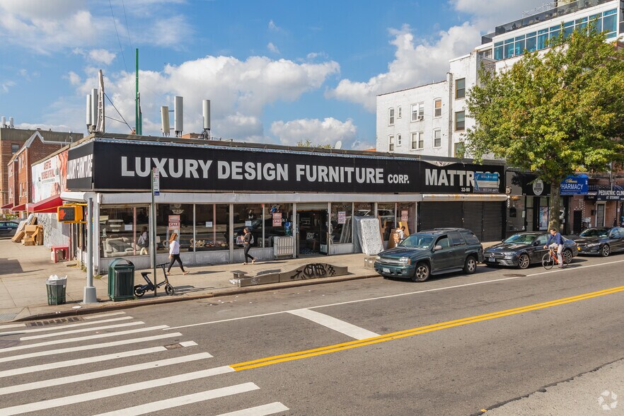Primary Photo Of 3284-3294 Steinway St, Astoria Storefront For Lease
