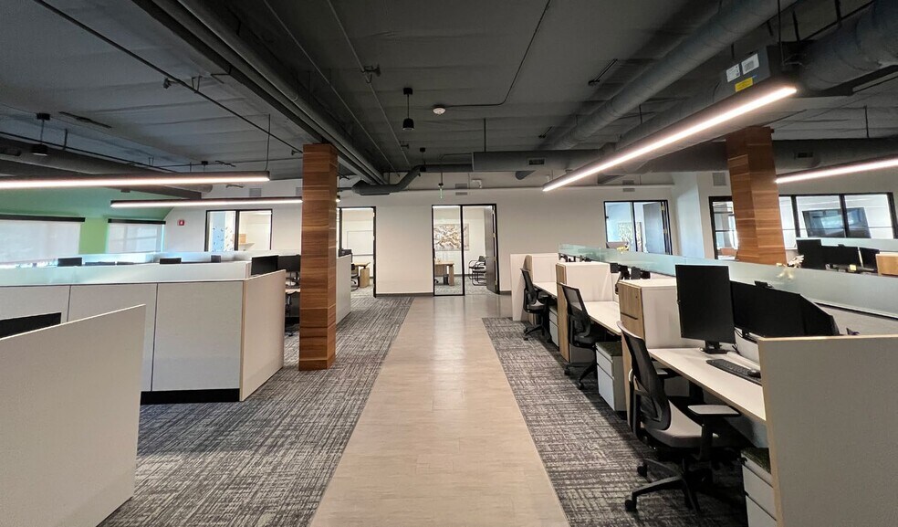 More Photos Of 2135 Butano Dr, Sacramento Office For Lease