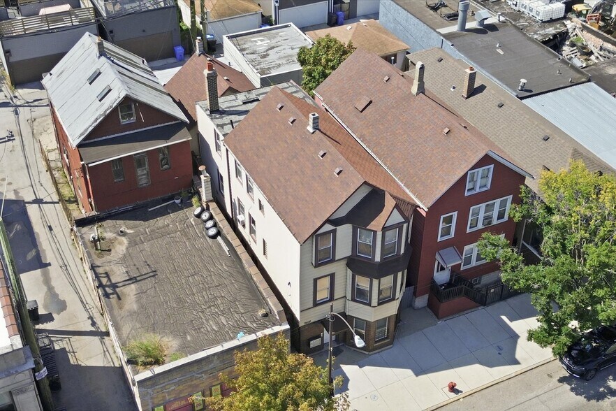More Photos Of 2418 N Western Ave, Chicago Apartments For Sale