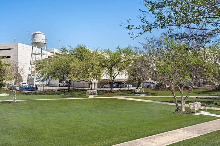 More Photos Of 1113 Vine St, Houston Loft Creative Space For Lease