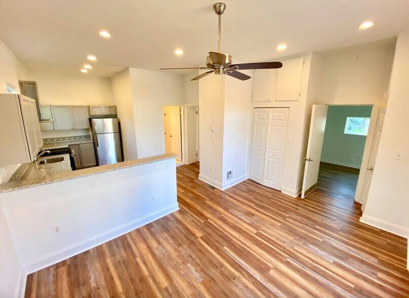 More Photos Of 303 Main St, Phoenixville Apartments For Sale