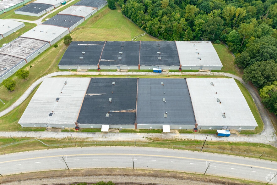 More Photos Of 946 Newgass St, Danville Manufacturing For Lease