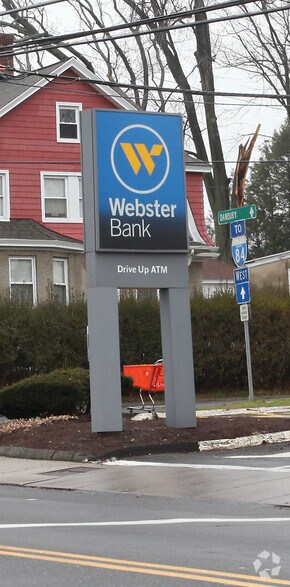 More Photos Of 326 Highland Ave, Waterbury Medical For Lease