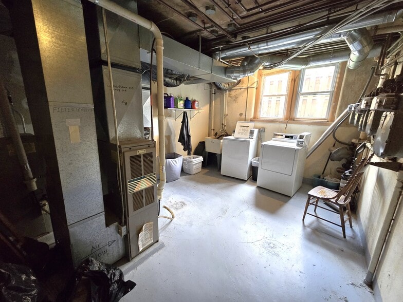 More Photos Of 3845 Chicago Ave, Minneapolis Apartments For Sale