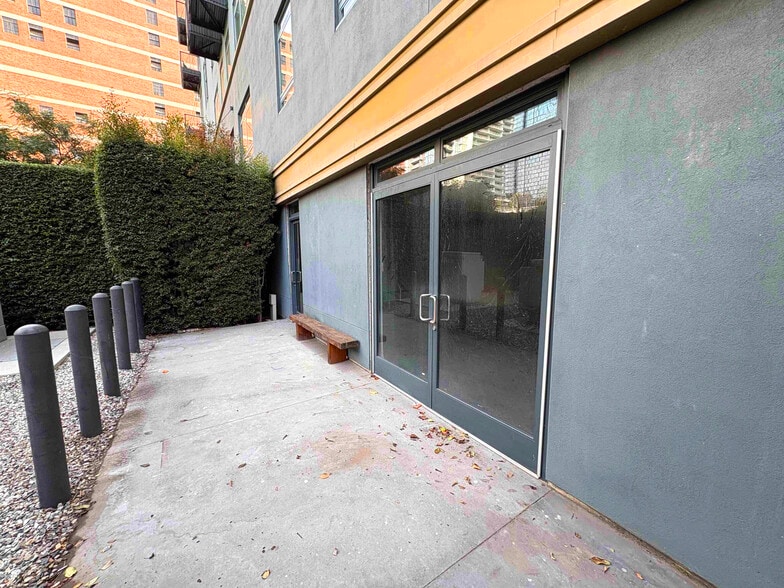 More Photos Of 215 W 9th St, Los Angeles Apartments For Lease