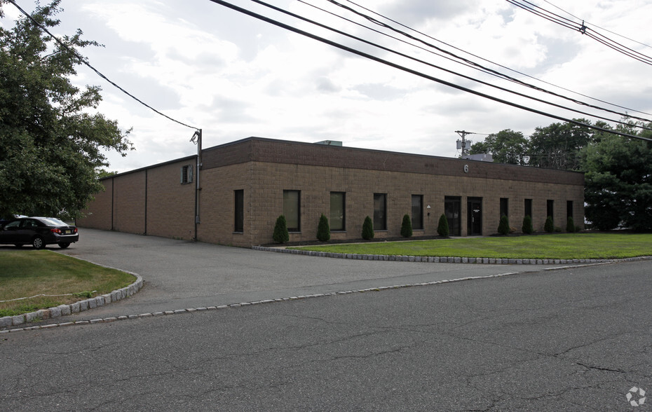 Primary Photo Of 6 Spielman Rd, Fairfield Warehouse For Lease