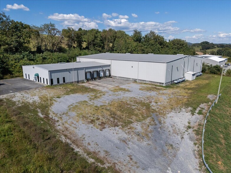 More Photos Of 26609 Newbanks Rd, Abingdon Refrigeration Cold Storage For Lease