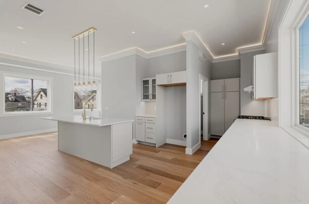 More Photos Of 308 Newton St, Waltham Apartments For Sale
